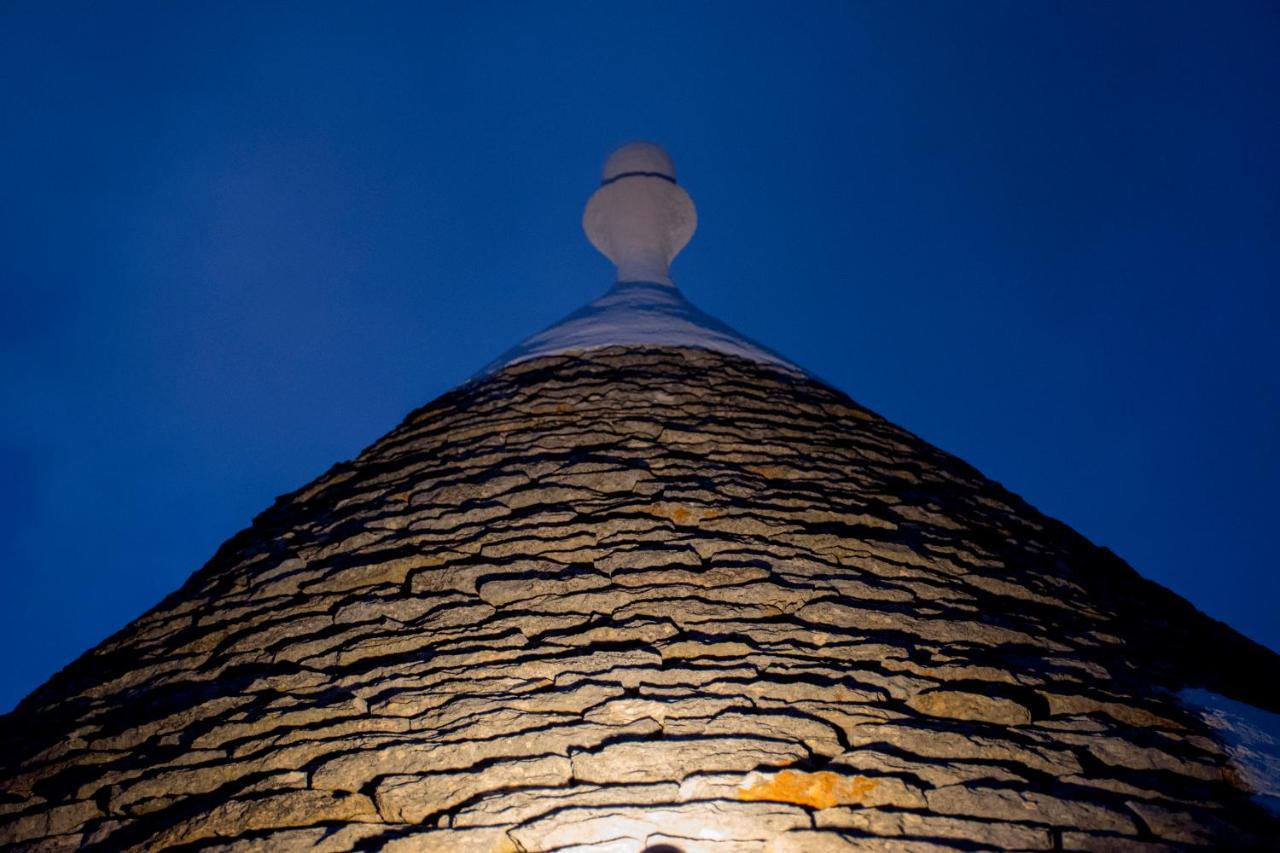 Pavi Trulli E Suites Locorotondo Exterior foto